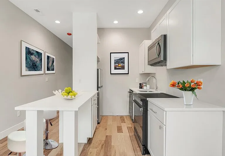 3324 Michigan Ave — Photo 20
