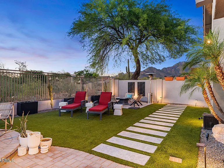 10318 E Tierra Buena Ln — Photo 17