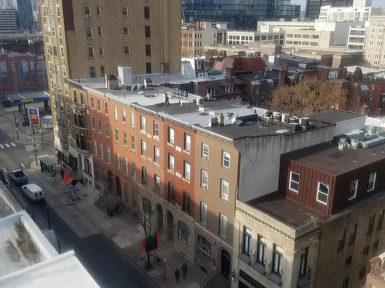 2123 Walnut St #2F — Photo 4