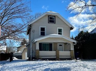 1085 Chalker St, Akron, OH 44310