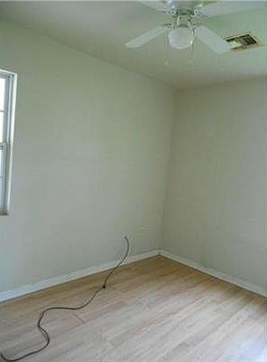 2nd image of 6 Old Hickory Ave