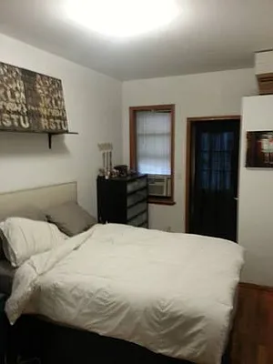 Rented by MCR Realty | media 20