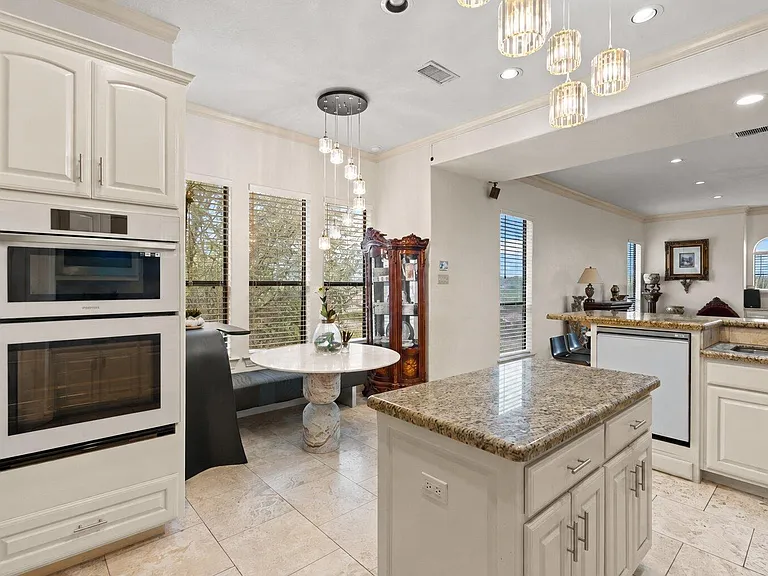 5138 Mansfield View Ct — Photo 8