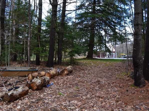10 Howe Hill Road, Greenwood, ME 04255