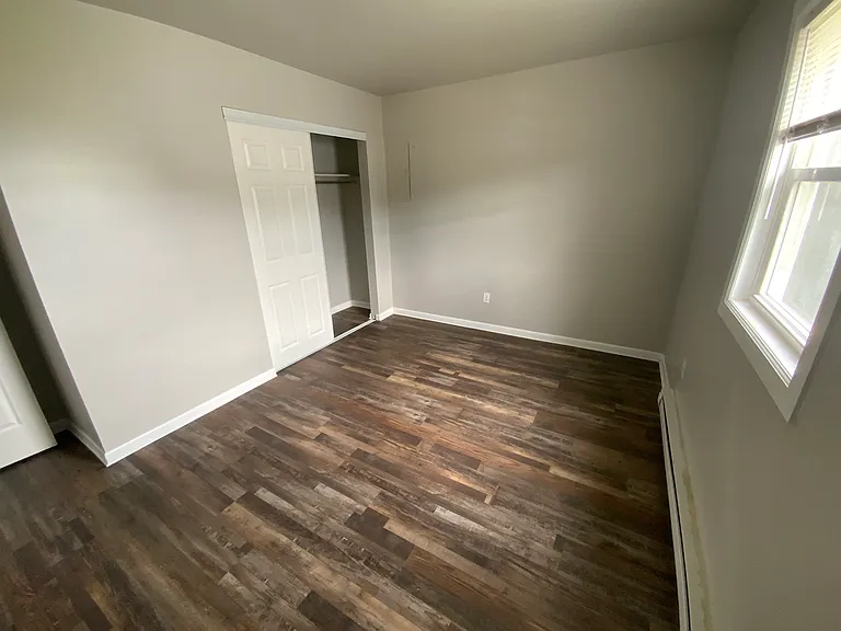 1108 Cambridge Ct #8 — Photo 9