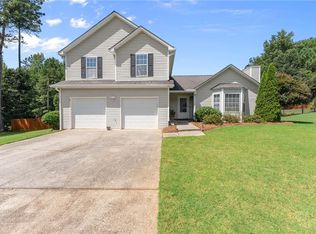 7050 Treeline Dr, Cumming, GA 30028