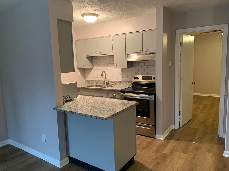1st image of 146 Kentucky Ave APT 7