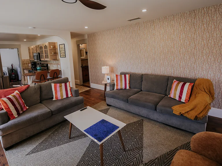 1384 Banner Rd — Photo 4