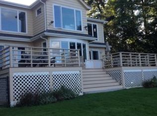 4 Beach Rd, Sharon, MA 02067