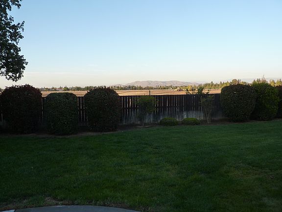 view of the mountains out the back of the hom