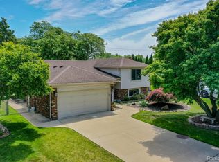 47470 Barbara Rd, Macomb, MI 48044