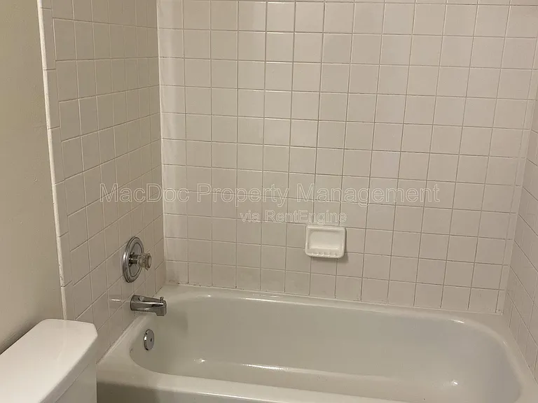2909 Broyhill Ct — Photo 21