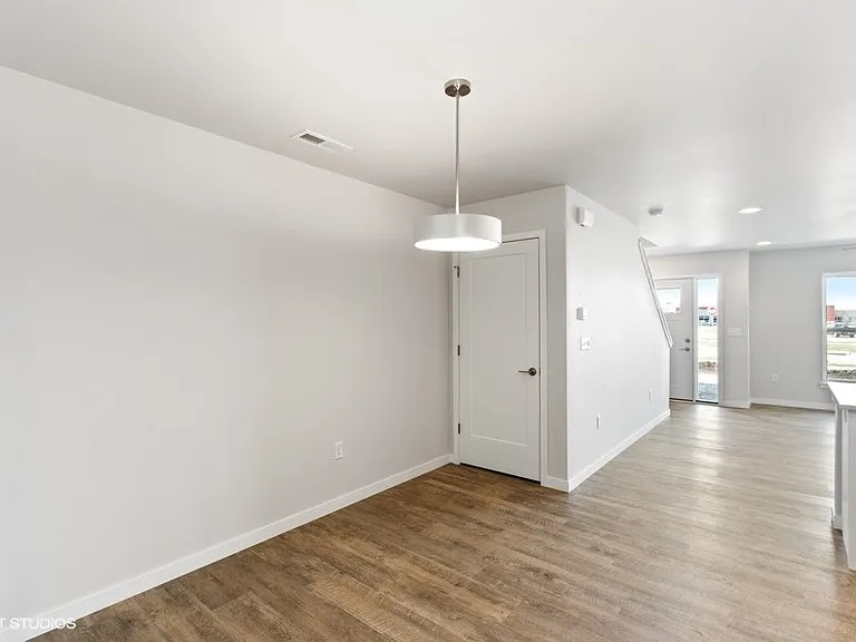 2229 Saint Andrews Dr — Photo 9