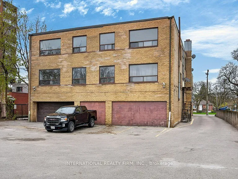 295 Melvin Ave #302 — Photo 22