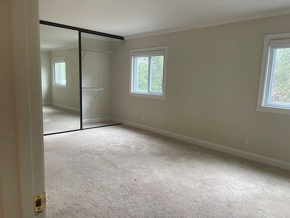 5th image of 2335 Sharon Rd