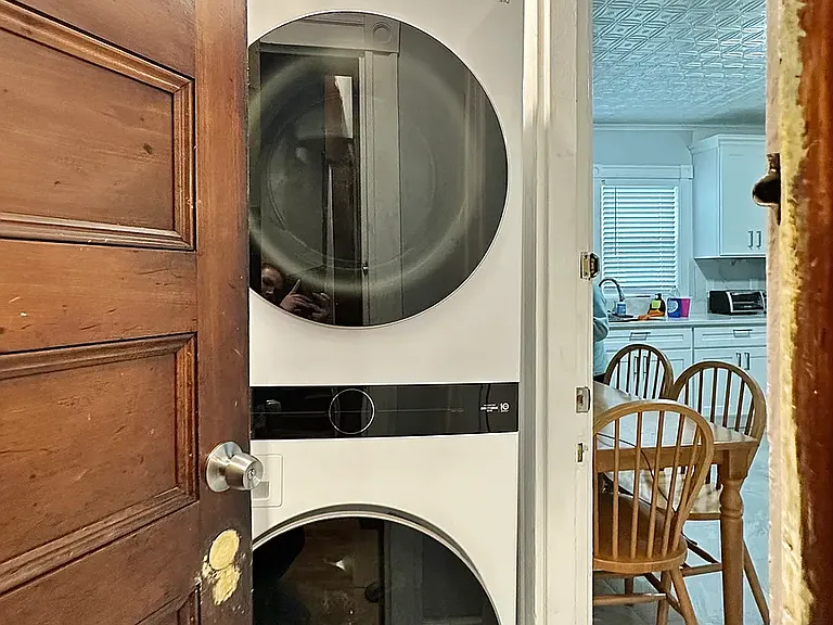 84 Lonsdale St #1 — Photo 14