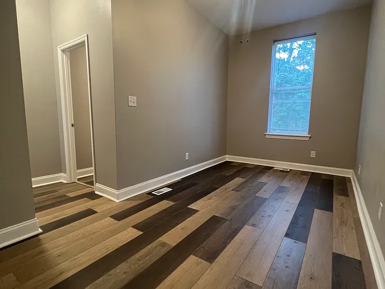 3539 Salena St — Photo 8