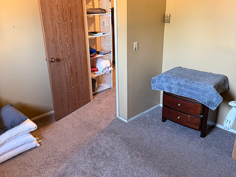 521 Galaxy Ct — Photo 9
