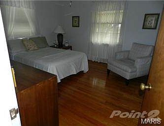 5th image of 761 Juanita Ave