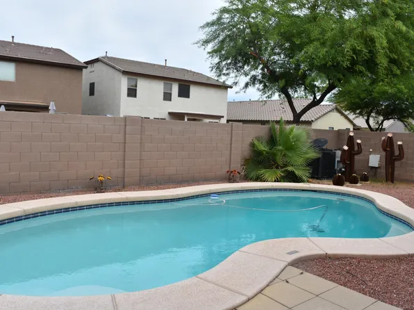 19488 N Falcon Ln, Maricopa, AZ 85138