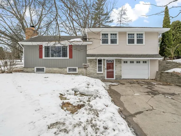 3001 Utah Ave N, Crystal, MN 55427