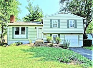 110 Summer Ln, Lititz, PA 17543