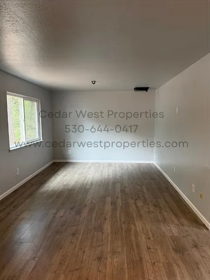 1387 Big Oak Rd — Photo 2