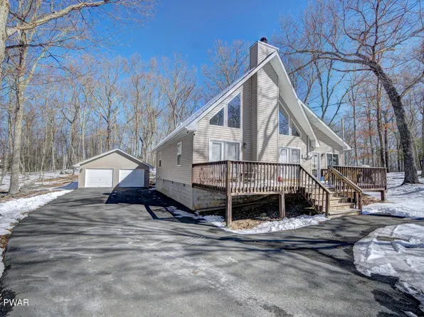 110 Perch Rd, Lackawaxen, PA 18435