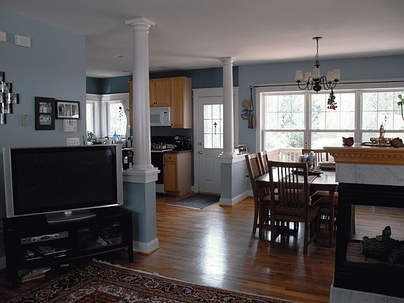 Living/dinning/kitchen