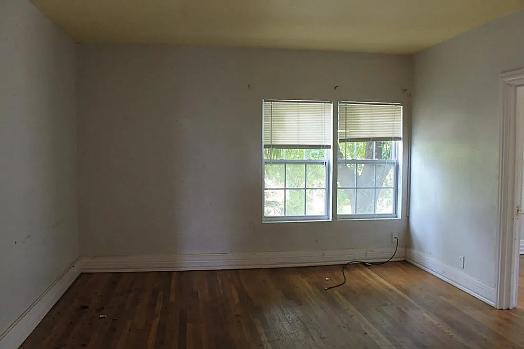 3 bed, 1.0 bath, $1,450 — Photo 3