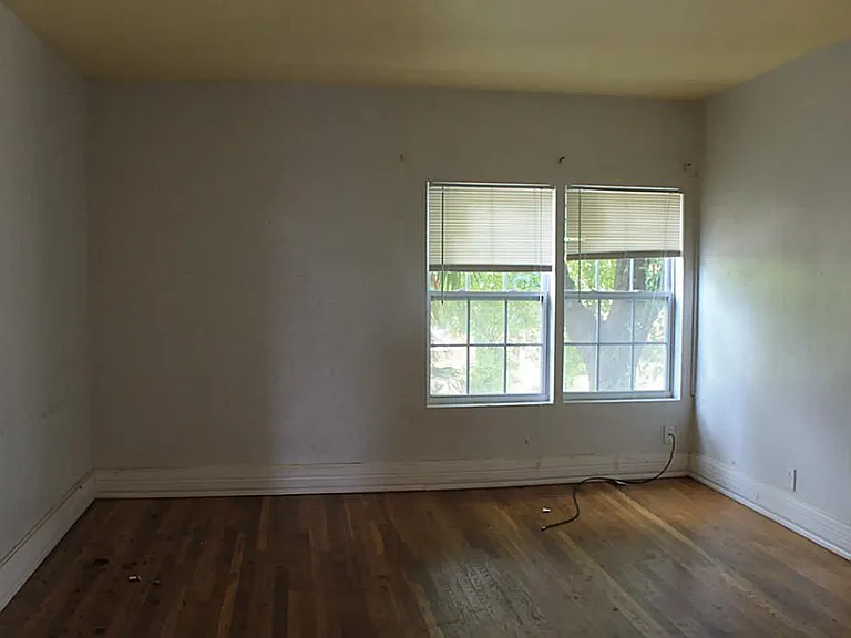2908 Truxillo St — Photo 3