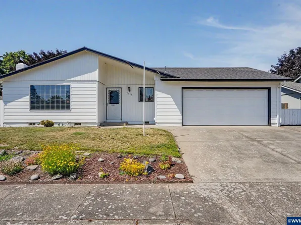 4755 Countess Ct NE, Salem, OR 97301