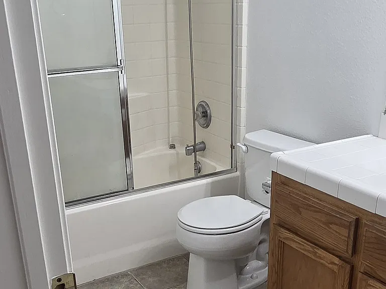 5333 W Norwich Ave — Photo 10