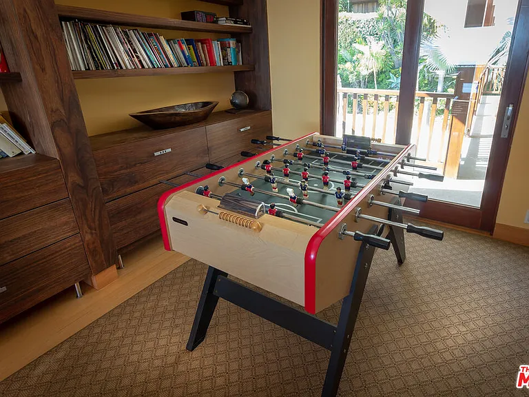 9203 Robin Dr — Photo 15