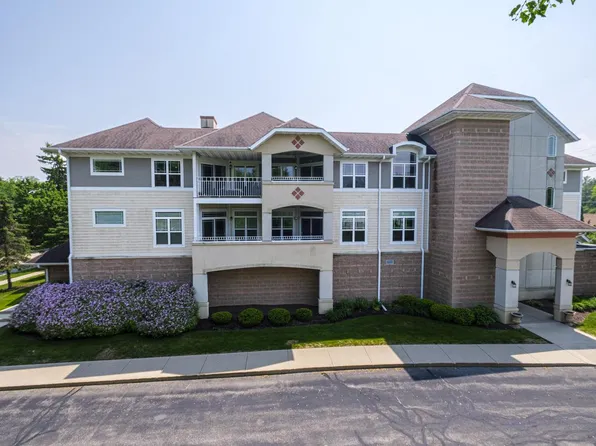 213 South Main STREET #302, Thiensville, WI 53092