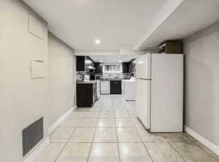 57 Gladman Ave N #Basement, Newmarket, ON L3Y 1W4
