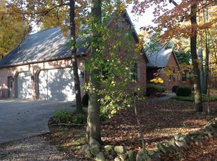 2449 Holtz Rd, Shelby, OH 44875