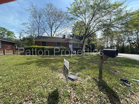 3rd image of 1534 S Kilbourne Rd