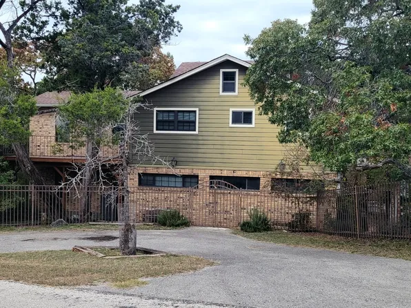 463 HIGH OAKS RD, Canyon Lake, TX 78133