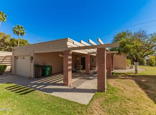 217 LEISURE WORLD --, Mesa, AZ 85206