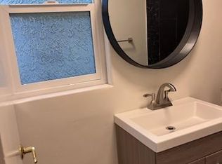 5439 Russell Ave APT 1, Los Angeles, CA 90027