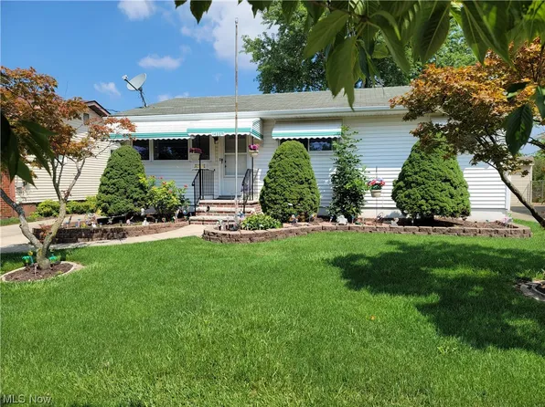 14658 N Gallatin Blvd, Brookpark, OH 44142