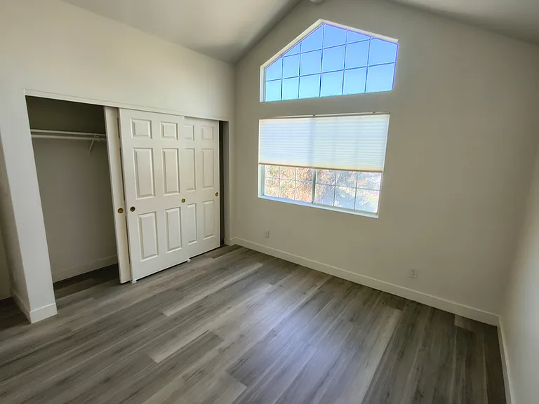 2477 S Village Green Dr — Photo 14
