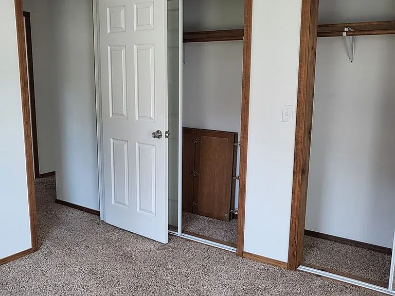 1908 Chris Ln #1910 — Photo 10