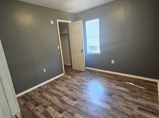 202 Clarence Ray Dr, Hattiesburg, MS 39402