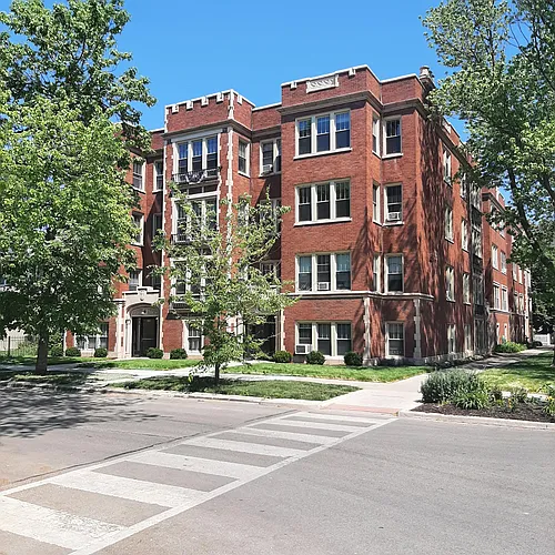 7008 N Greenview Ave #1 Photo 1