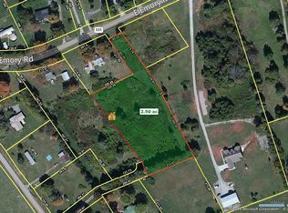 8210 E Emory Rd, Corryton, TN 37721