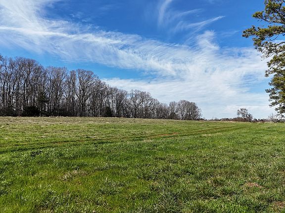 3rd image of 21 Jess Ln