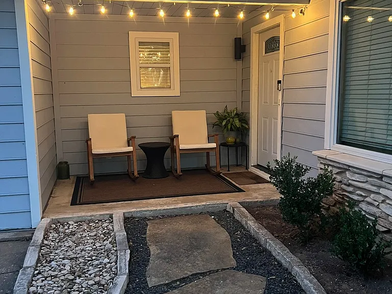 3009 Locke Ln — Photo 17