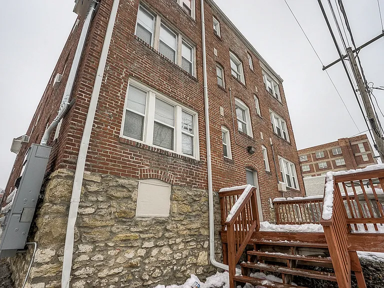 3721 Broadway Blvd #5 — Photo 17